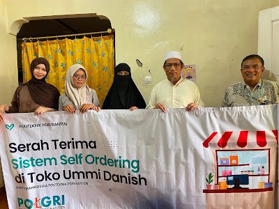 Dari Kampus untuk UMKM: Mahasiswa Politeknik PGRI Banten Hibahkan Aplikasi Self Ordering Berbasis Web
