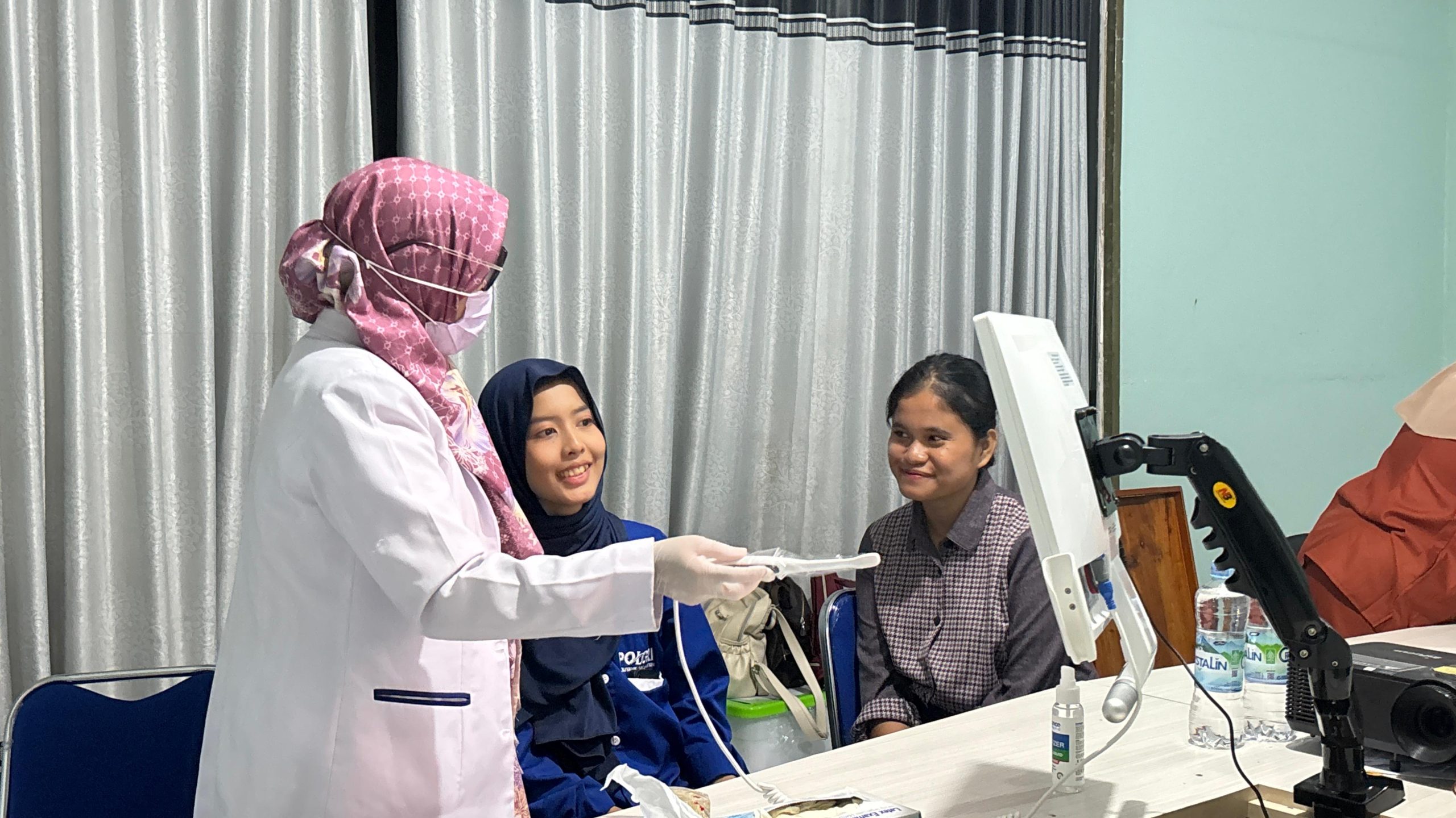 Klinik Tiara Medika dan Politeknik PGRI Banten Gelar Penyuluhan Kesehatan dan Pemeriksaan Gigi Gratis
