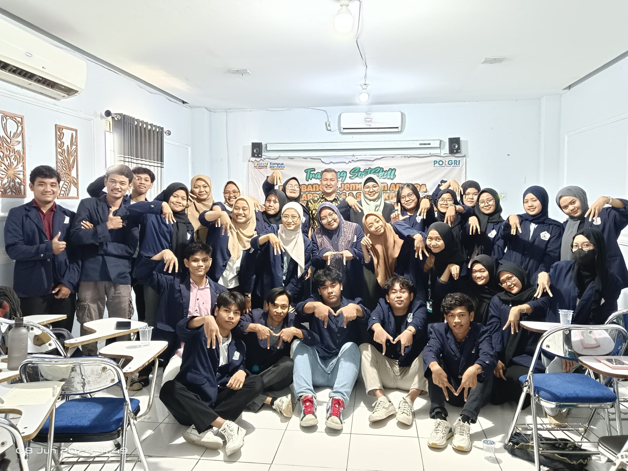 POLGRI Gelar Training Soft Skill - Kunci untuk Karir yang Berkelanjutan
